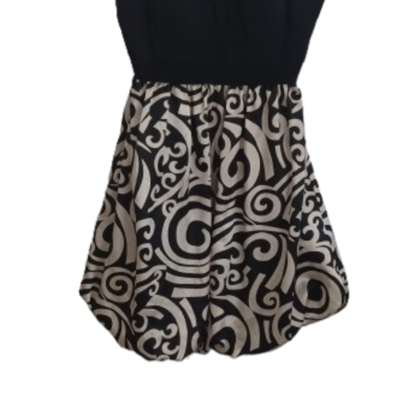 Gold and Black Elegant Strapless Bubble Hem Cocktail Mini Dress - Picture 3 of 5